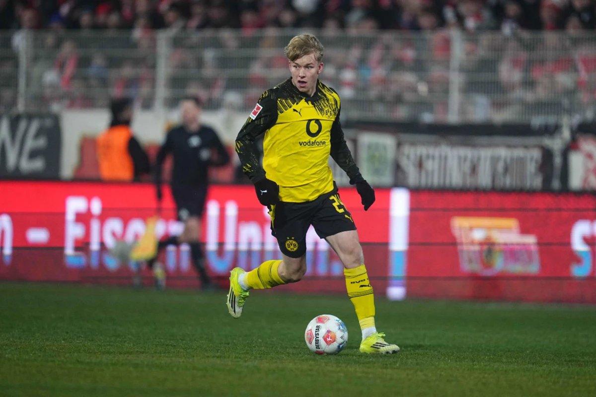 El Manchester United encuentra relevo para su defensa