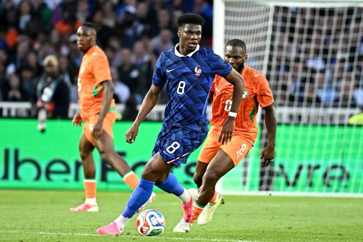 El Real Madrid escuchará ofertas para vender a Aurélien Tchouaméni, quien es uno de los objetivos del Manchester United