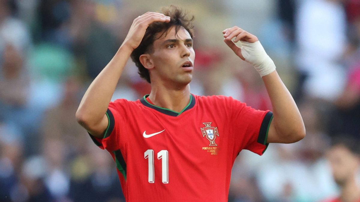 Joao Félix durante un partido con la selección de Portugal