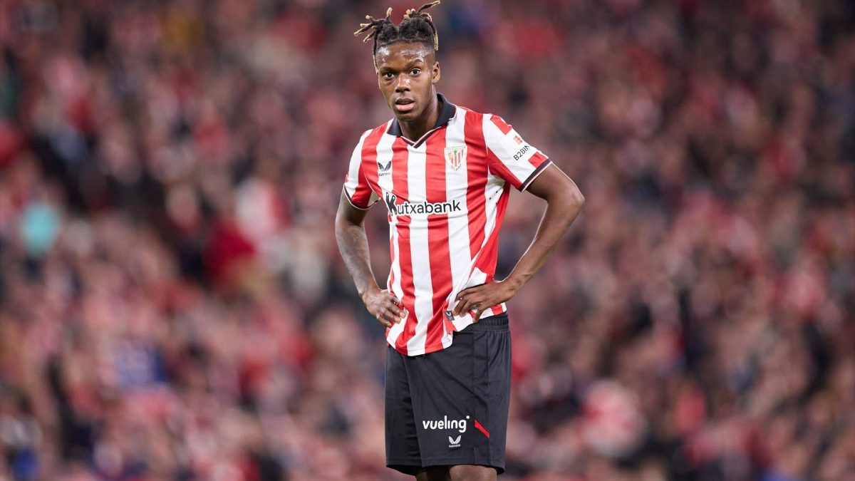 Nico Williams durante un partido con el Athletic Club