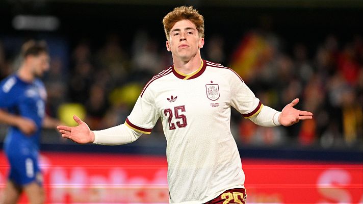 Víctor Muñoz se acerca al FC Barcelona