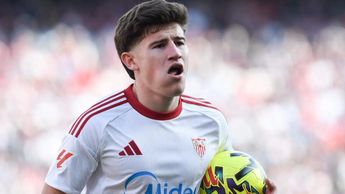 Oso durante un partido con el Sevilla