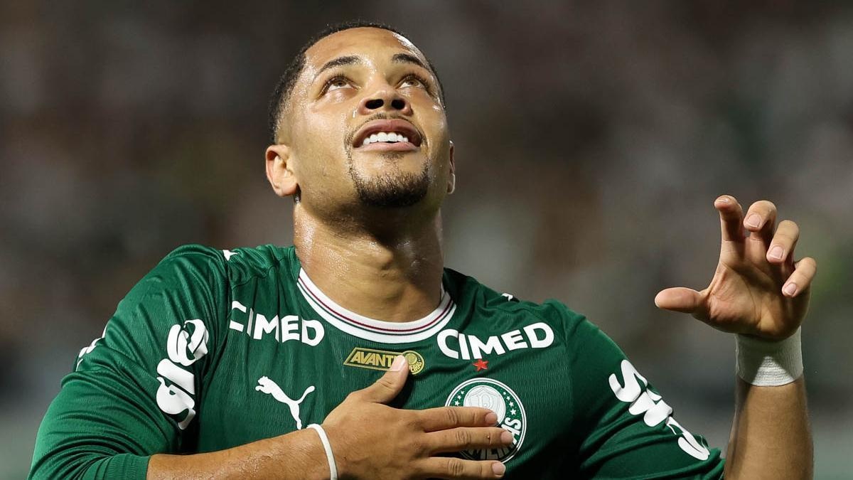 Vitor Roque, ingreso sorpresa del Barcelona