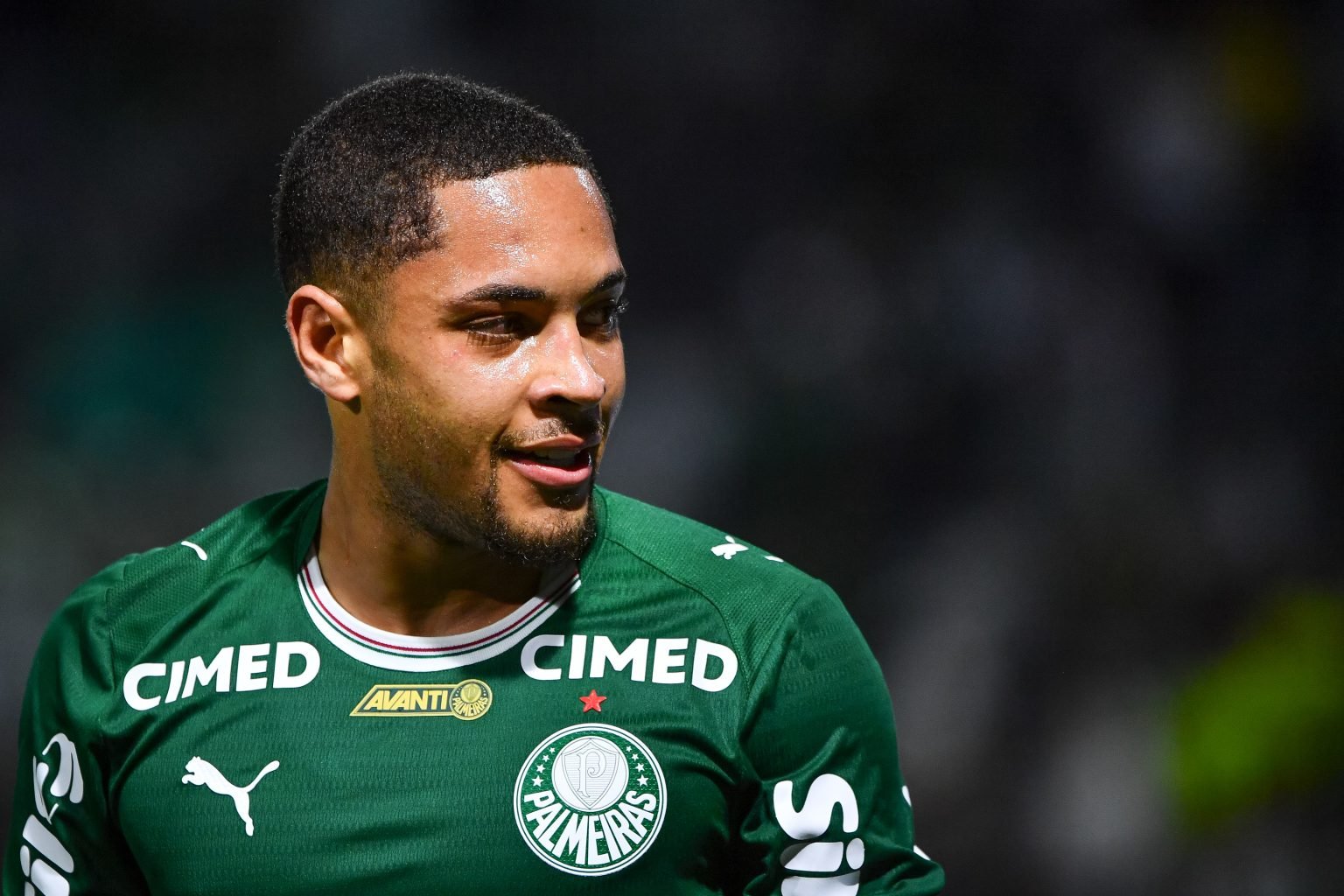 Vitor Roque