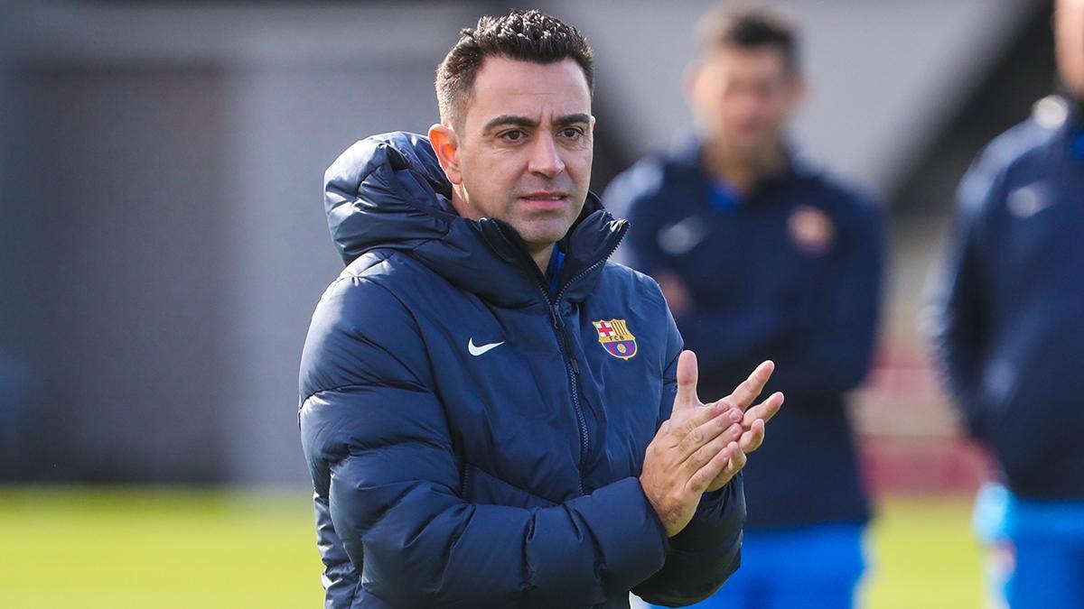 Xavi desmonta a Laporta y el Barcelona
