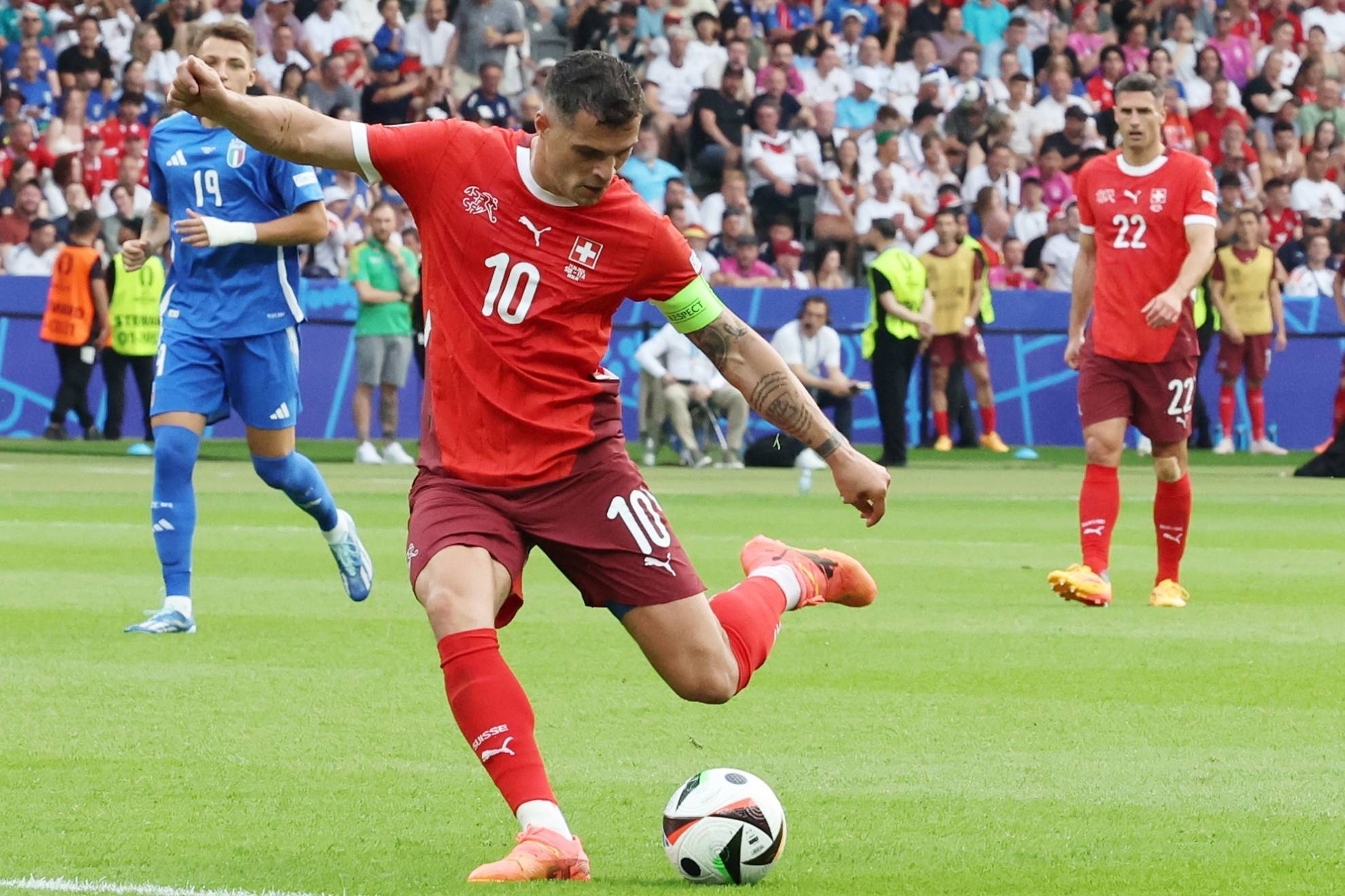 Xhaka rechaza a Xabi Alonso