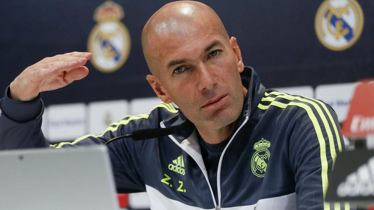 Zinedine Zidane durante una rueda de prensa con el Real Madrid