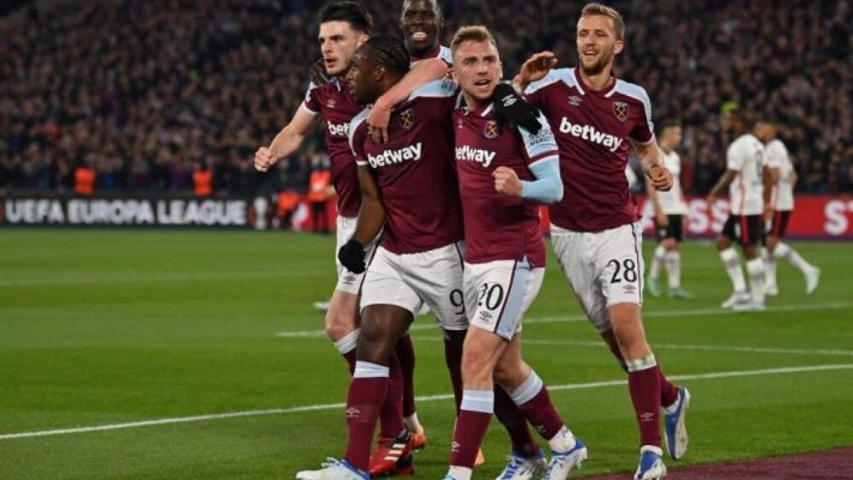 Jugadores hammers celebran un tanto. Foto: GOL Caracol