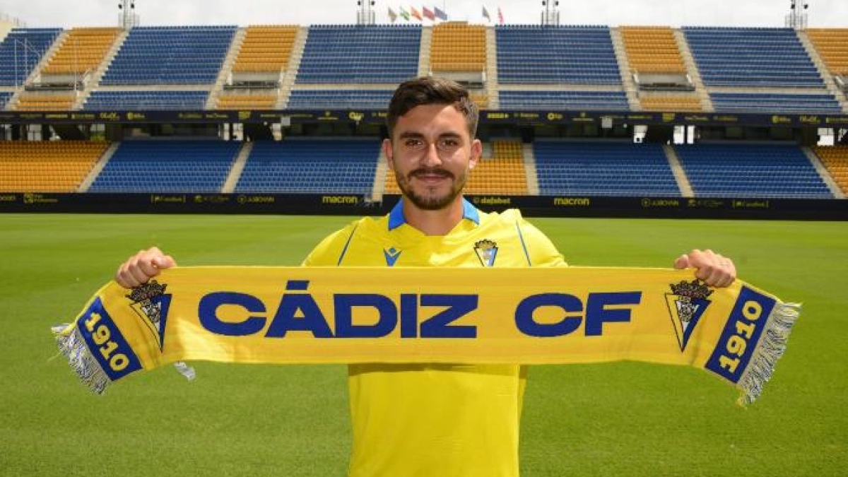 Víctor Chust podría regresar al Cádiz CF. Foto: Estadio Deportivo