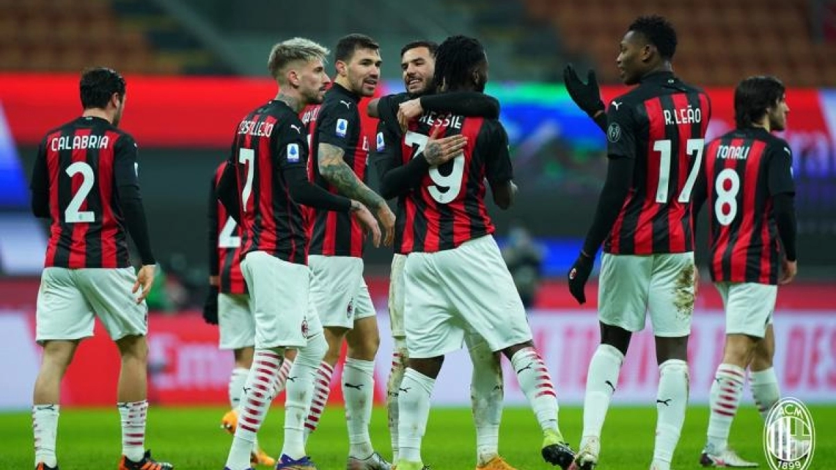 Los tres fichajes que necesita el AC Milan de Pioli