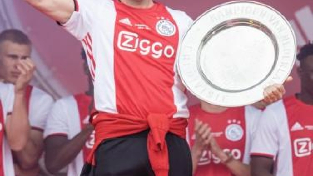 Dos fichajes jóvenes para reforzar la plantilla. Foto: @AFCAjax