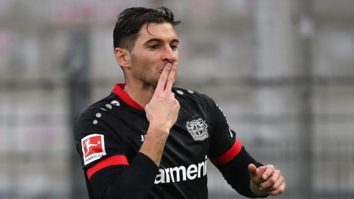 OFICIAL: Lucas Alario, nuevo jugador del Eintracht Frankfurt
