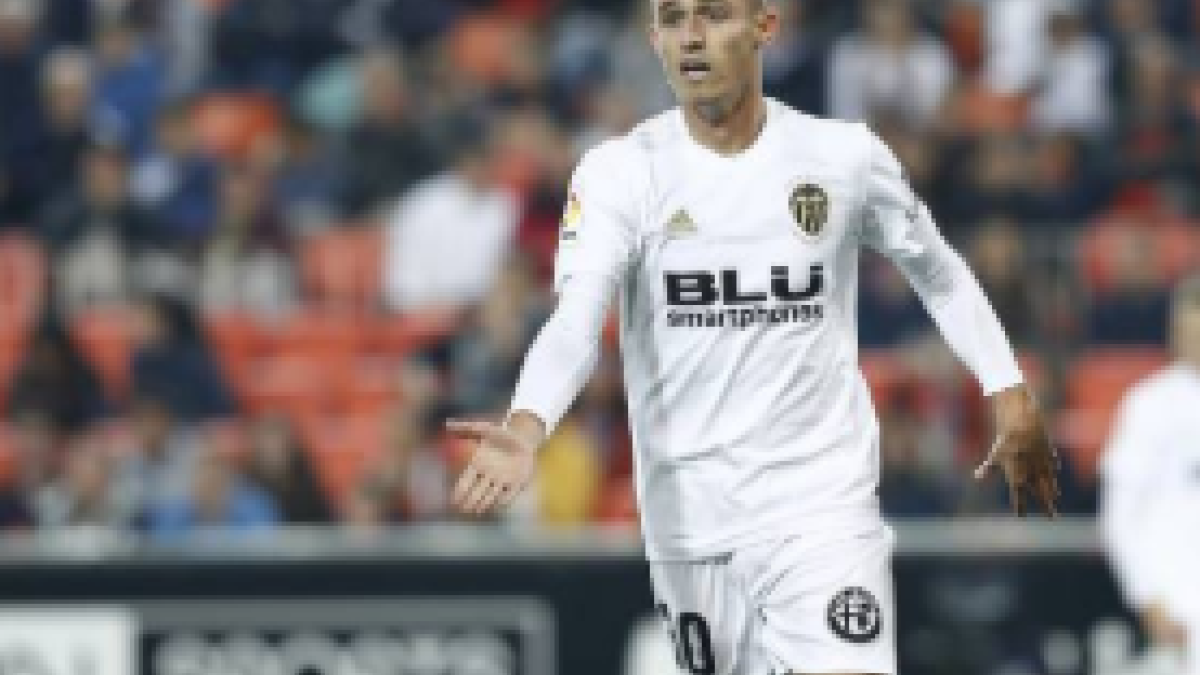 El Valencia sopesa el regreso de Álex Blanco "Foto: AS"