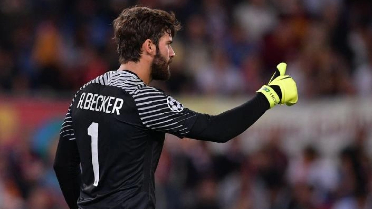En marcha la renovación de Alisson con el Liverpool