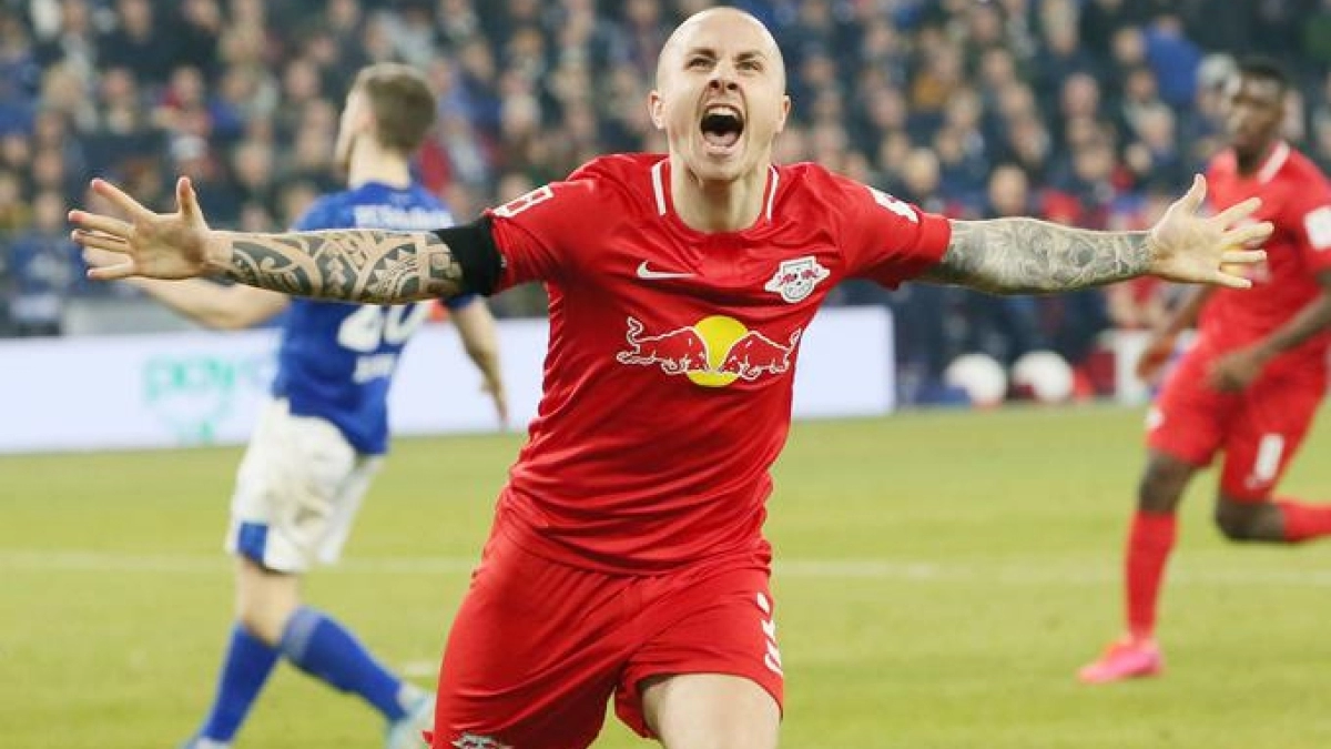 Angeliño, una de las opciones que maneja el Barça