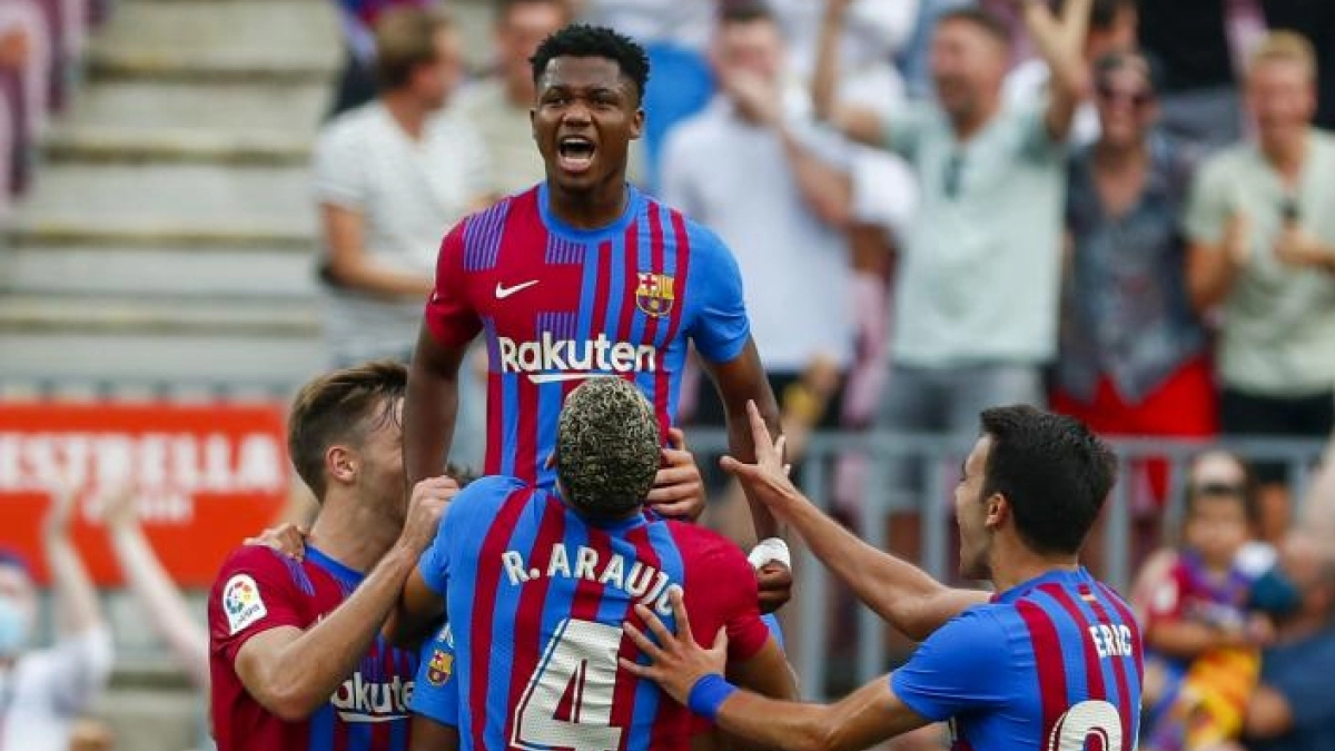 Ansu Fati ya tiene la primera oferta de renovación del Barcelona / Elmundo.es