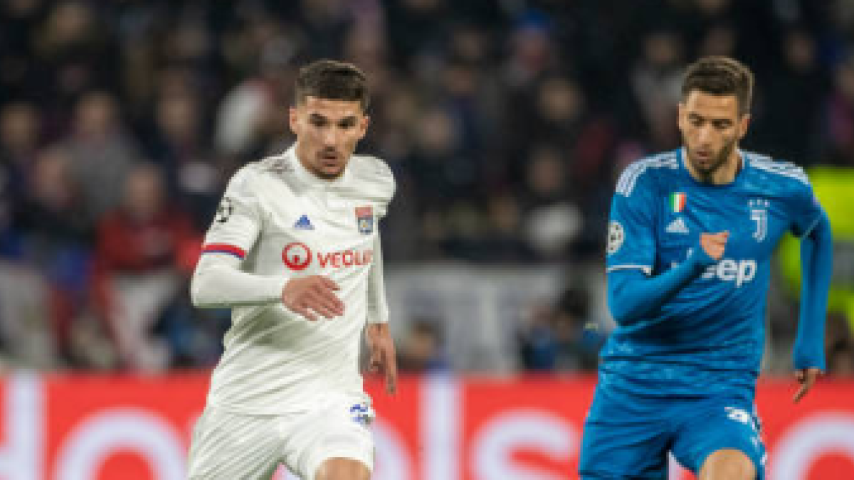"La Juve prepara su primera oferta por Aouar. Foto: Getty Images"