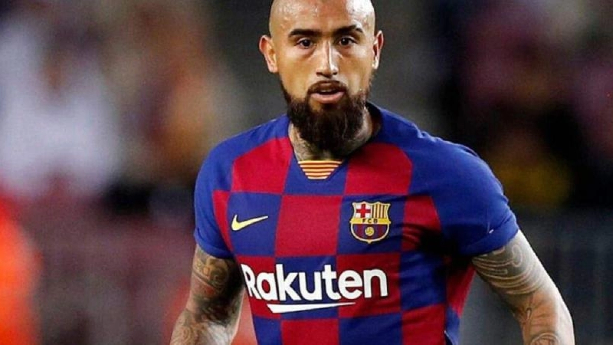 Arturo Vidal, tirando del carro en este Barça