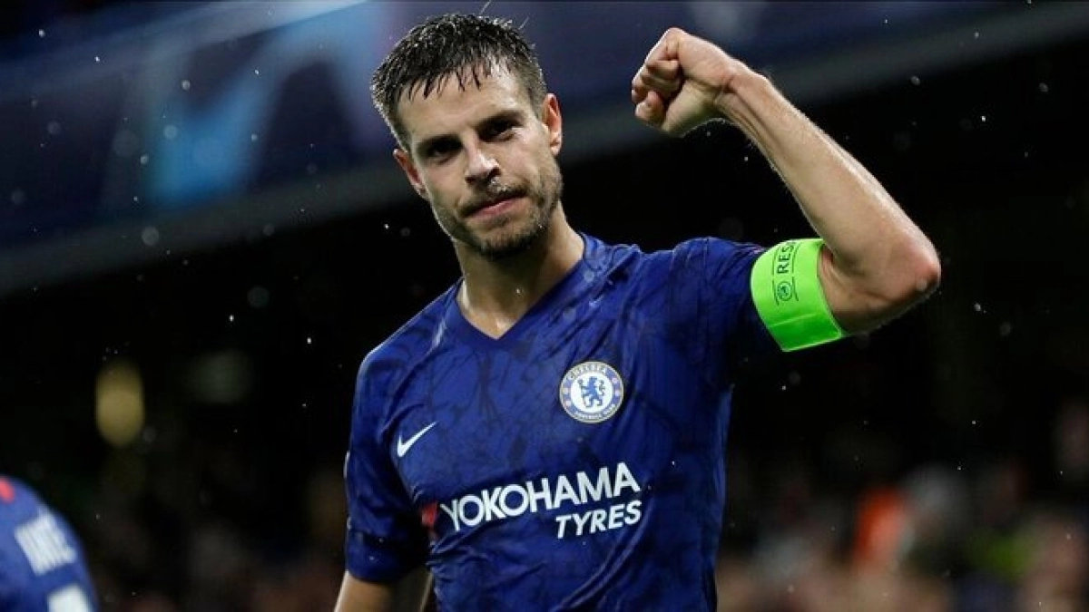 BOMBAZO: Azpilicueta planta al Barcelona y renueva con el Chelsea