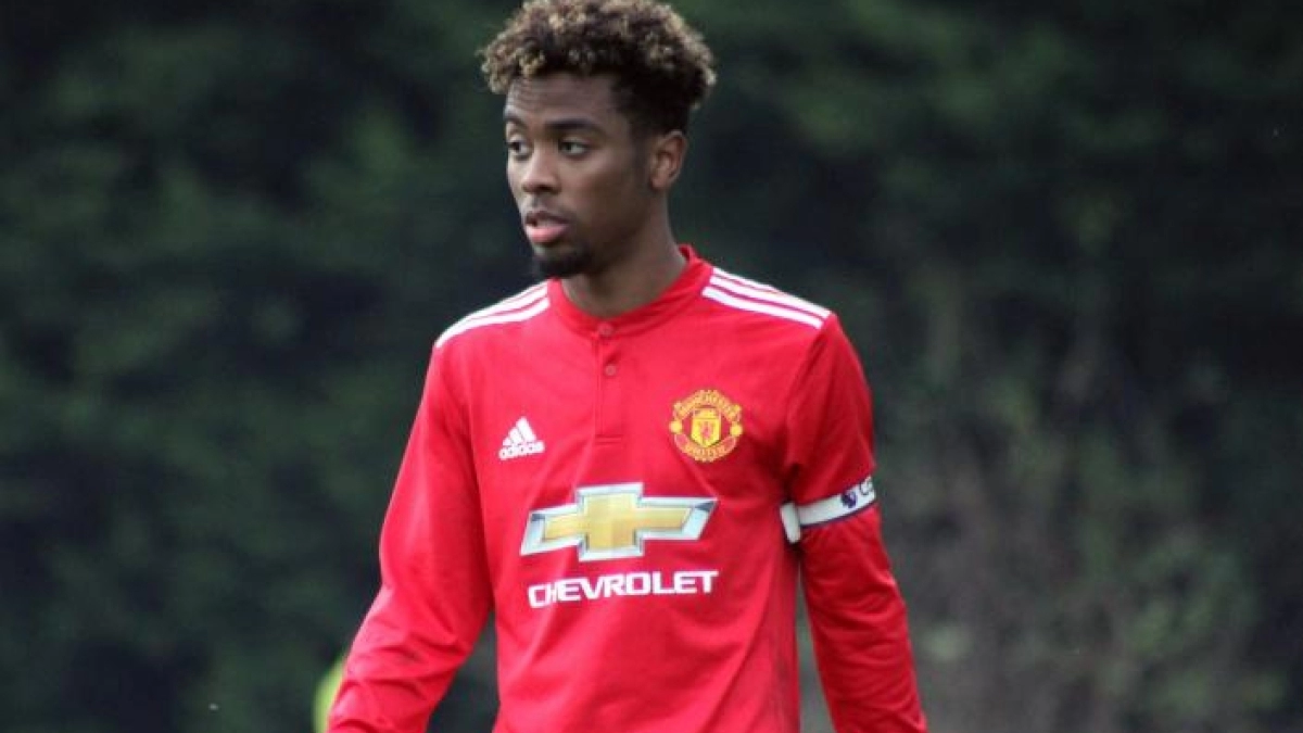 El Barcelona, atento al futuro de Angel Gomes
