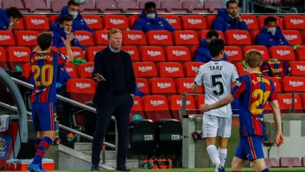 El FC Barcelona busca refuerzos en el centro del campo - Foto: Marca