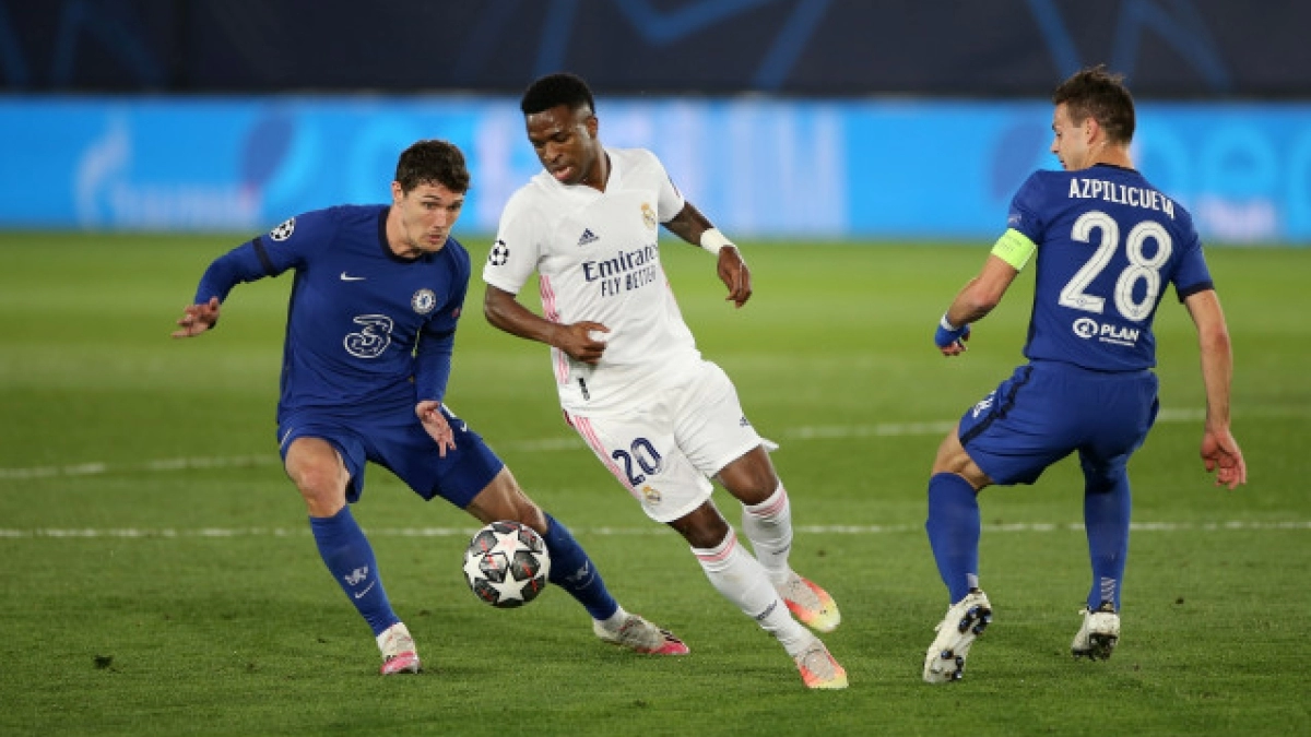 El Barça espera fichar a dos defensas del Chelsea - Foto: SportHD News