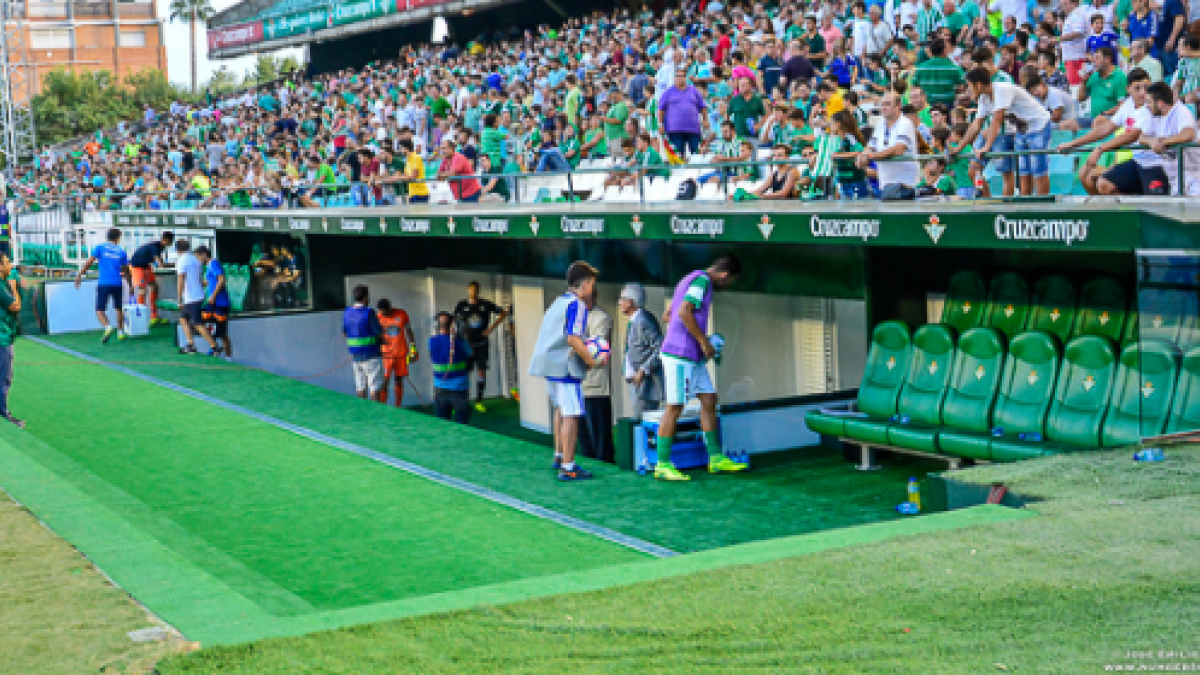  Un sorprendente candidato para el banquillo del Real Betis "Foto: Number 1 Sport"