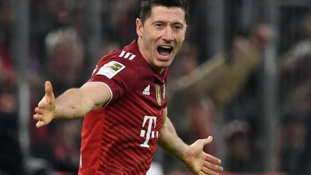 BOMBAZO: Lewandowski ofrecido al PSG y al Barcelona / Eltiempo.com