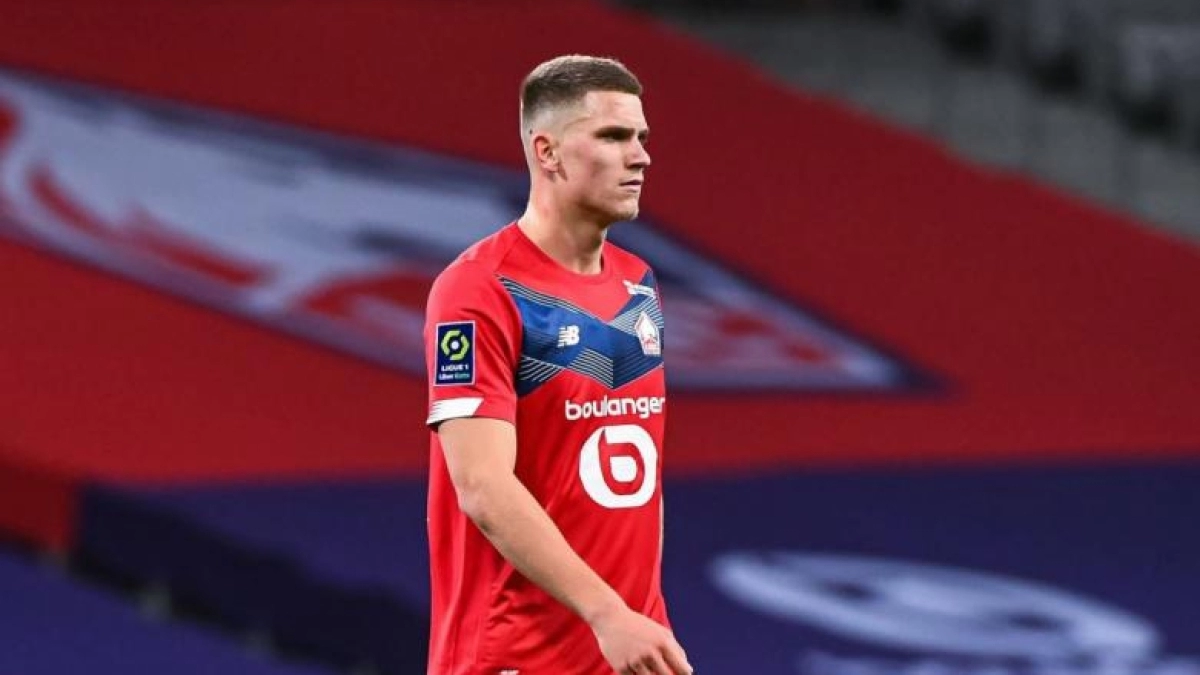 El Tottenham se mete en la puja por Sven Botman