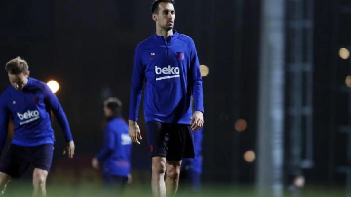 Fichajes Barcelona: El recambio que pide Koeman para Busquets
