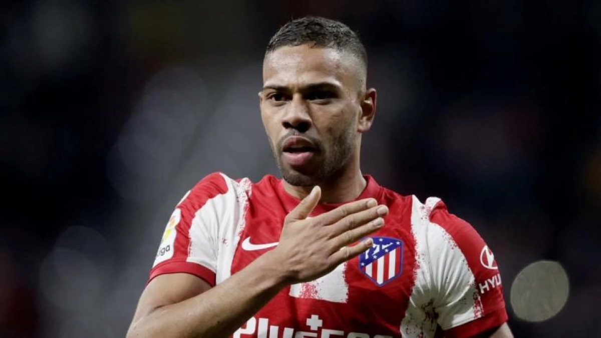 OFICIAL: El Nottingham ficha a Renan Lodi