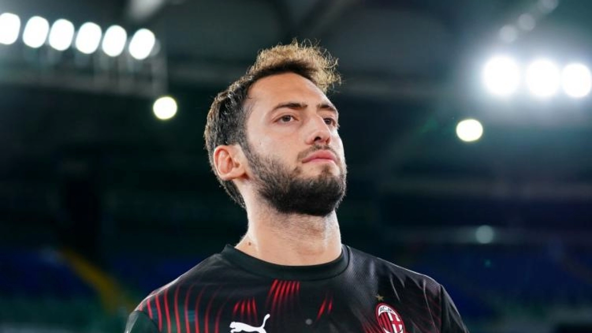 Calhanoglu no quiere seguir en el Milán / Skysports.com