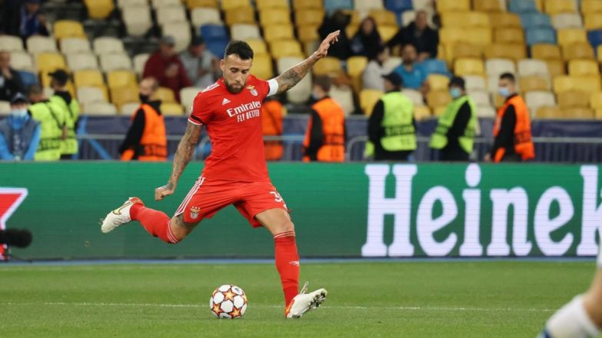 Nicolás Otamendi quiere regresar a su país natal. Foto: SL Benfica