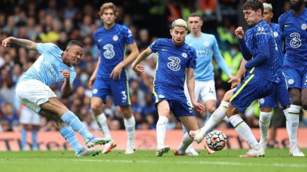 Chelsea y City pelean por un prometedor lateral - Foto: Fútbol Moderno