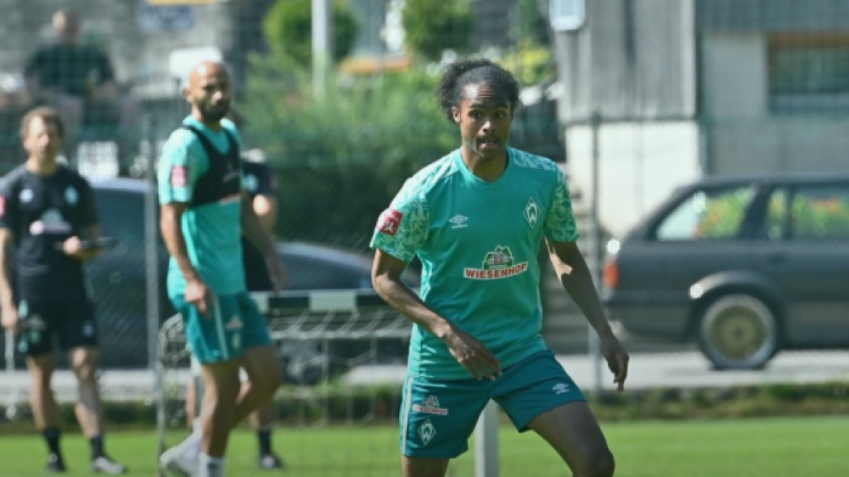 "El Manchester United cede a Chong al Werder Bremen. Foto: Werder Bremen"