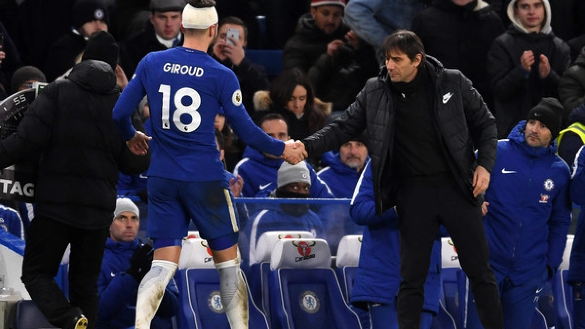 Giroud, uno de los candidatos del Inter.