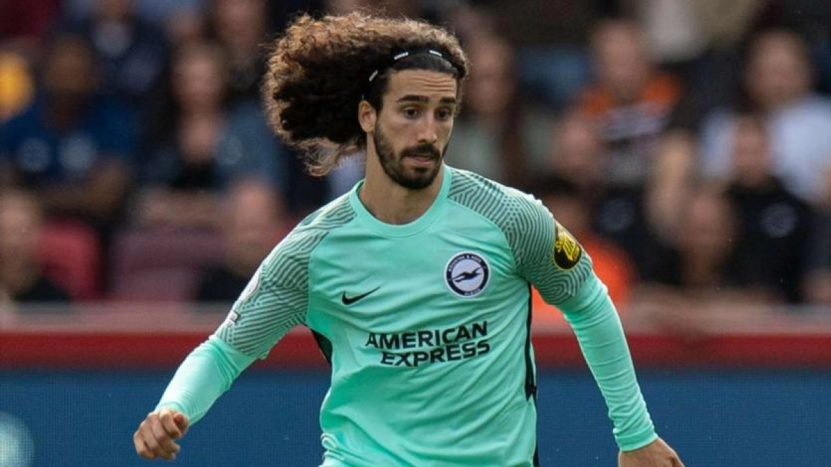 Cucurella, opción del Chelsea para reforzar la banda izquierda