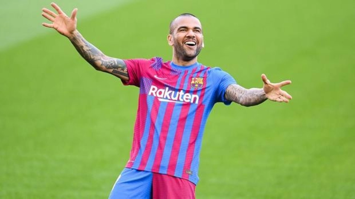 Dani Alves tenía otro club listo para ficharle antes que el Barça / Depor.com