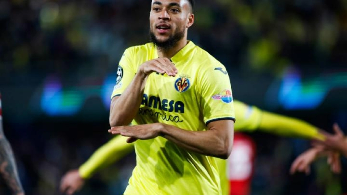 El Manchester United sigue en carrera por Arnaut Danjuma