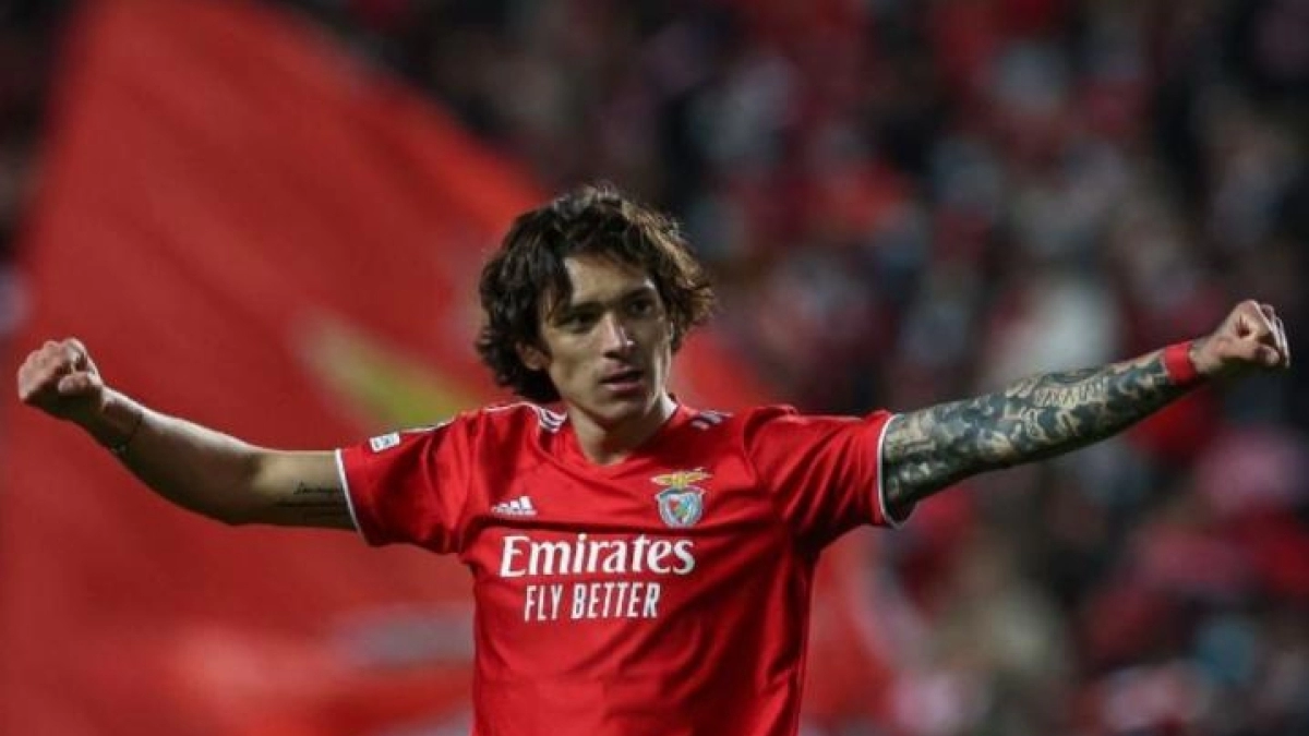 El Manchester United se fija en Darwin Núñez para suplir a Cavani