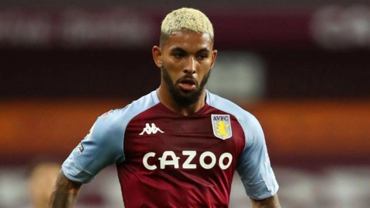 El Arsenal no se olvida de Douglas Luiz