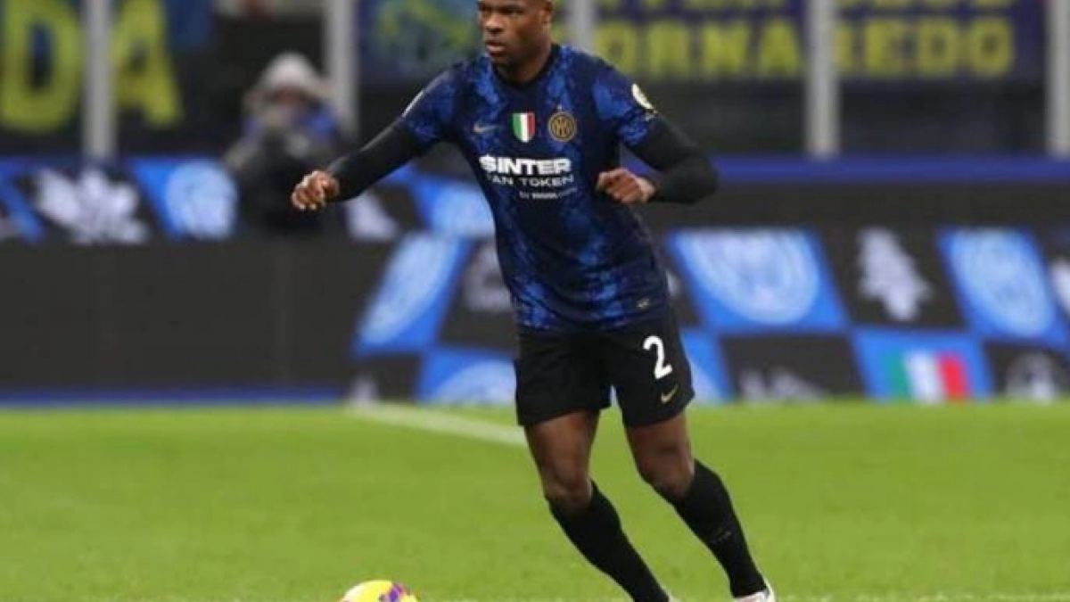 El Manchester United se mete en la puja por Denzel Dumfries