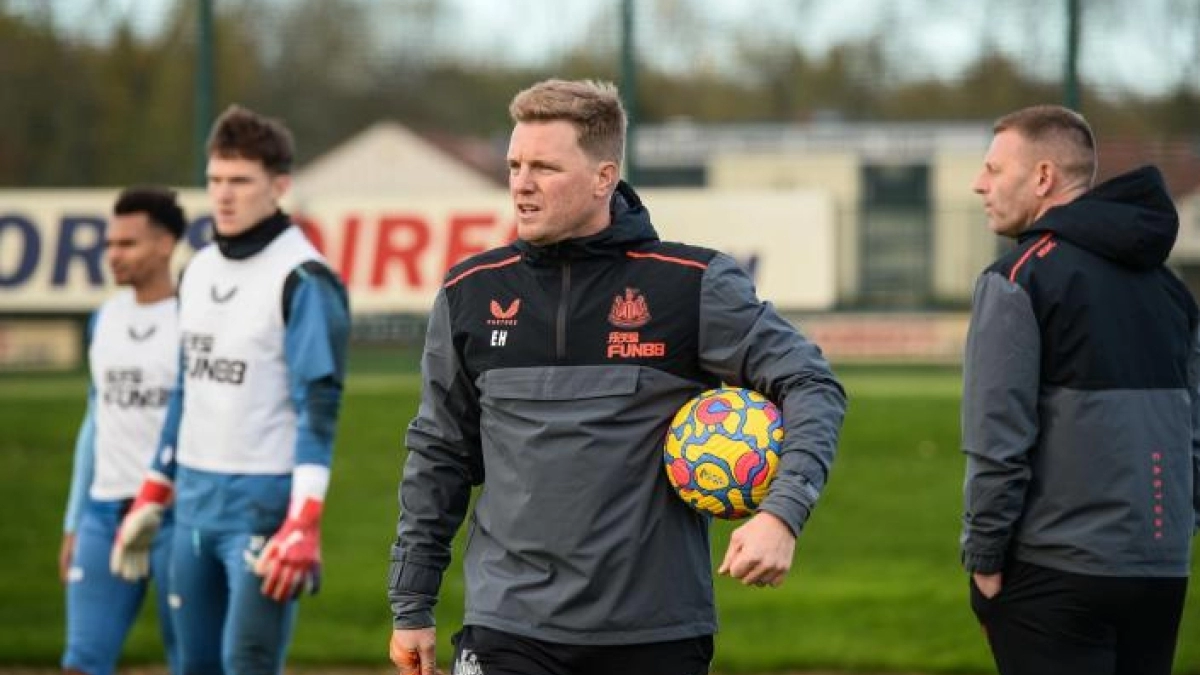 Eddie Howe le pide al Newcastle el fichaje de un jugador del Manchester City