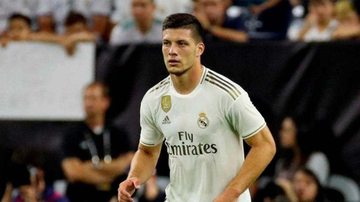El AC Milan va muy en serio a por Luka Jovic / Elpais.com