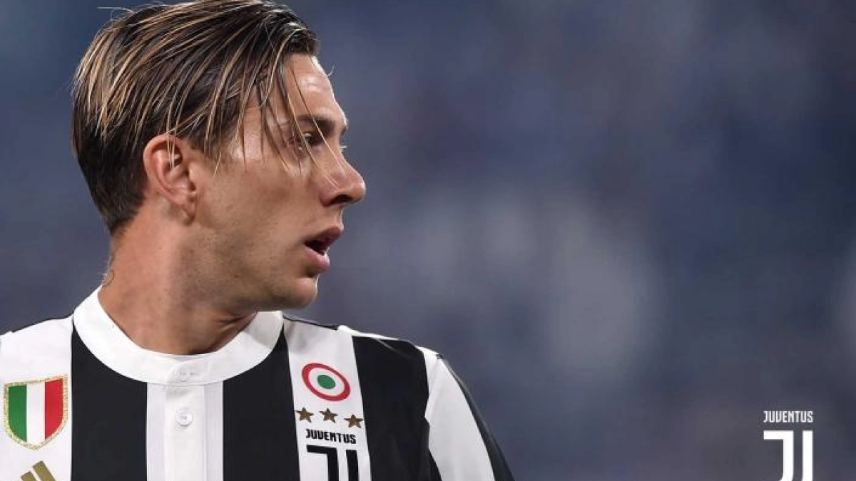 El Atlético se despide de Bernardeschi / Juventus.com