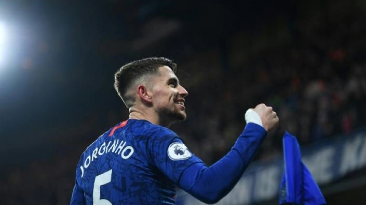 El Barcelona plantea un intercambio al Chelsea por Jorginho / Besoccer.com