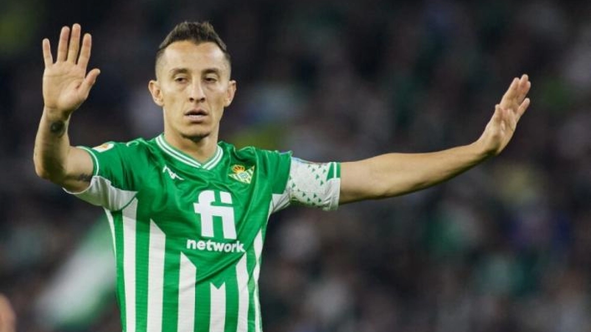El Betis amplia el contrato a Juan Guardado / Caracoltv