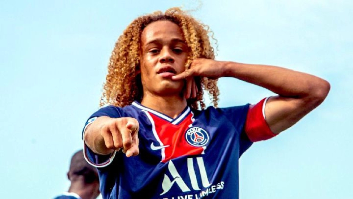 El gesto del PSG para conseguir la renovación de Xavi Simons - Foto: Diario AS
