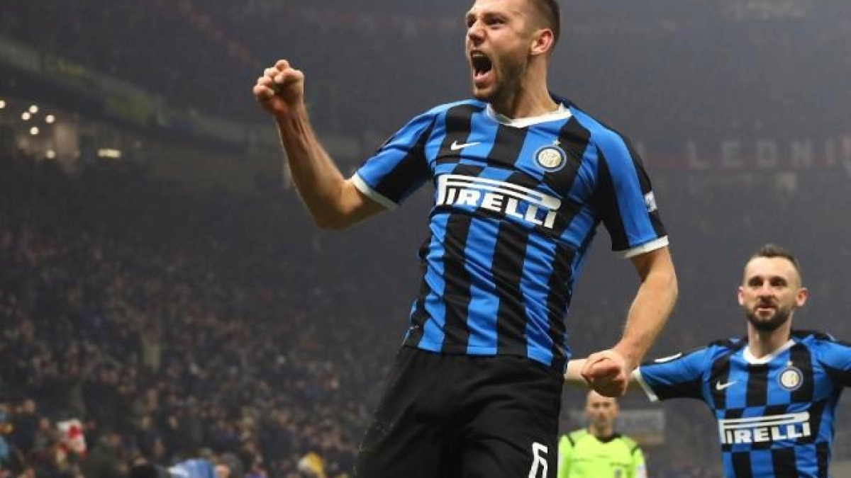 El Inter de Milán escucha ofertas por De Vrij / Inter.it