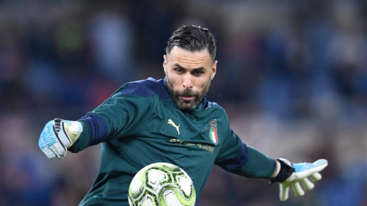 El Nápoles hace oficial el fichaje de Sirigu / Transfermarkt.com